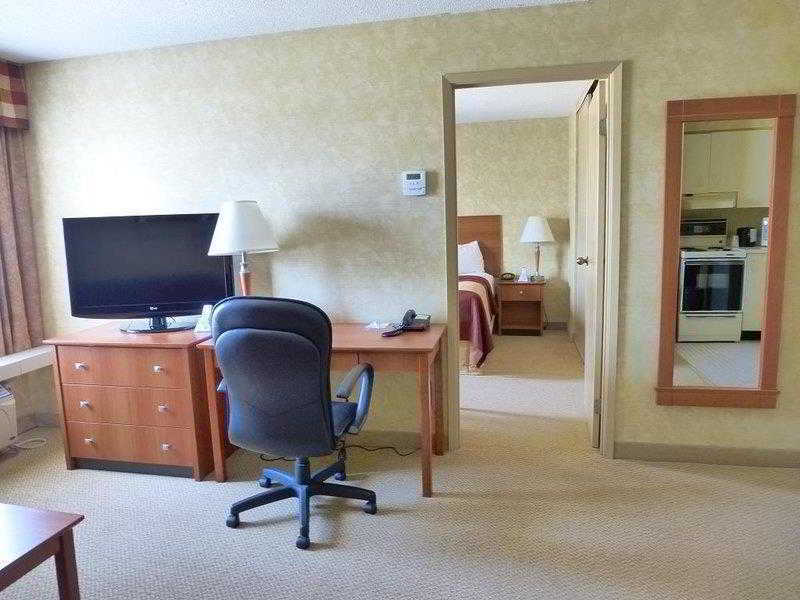 Best Western Plus Rose City Suites Welland Værelse billede